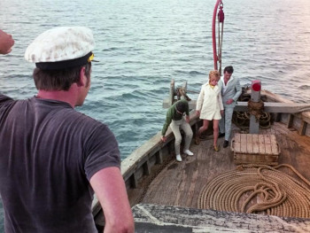Mad Doctor of Blood Island (1968) download