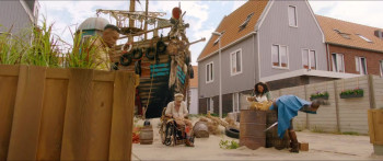 Pirates Down the Street (2020) download